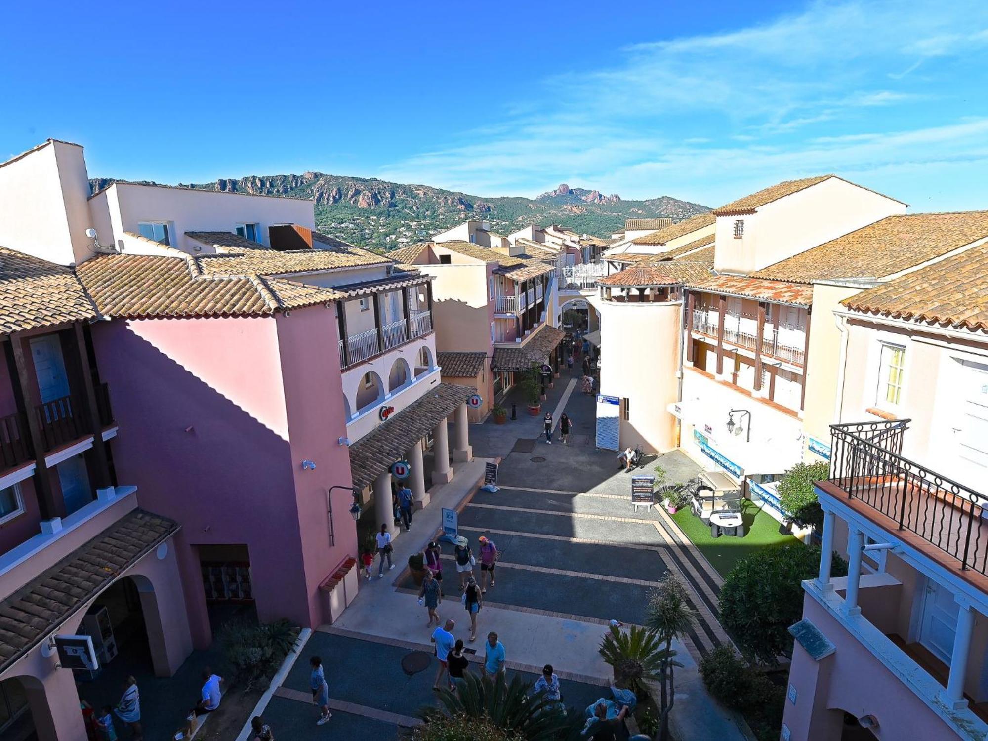 Apartment Village Cap Esterel - L'Esquinade-31 By Interhome Сен-Рафаель Екстер'єр фото